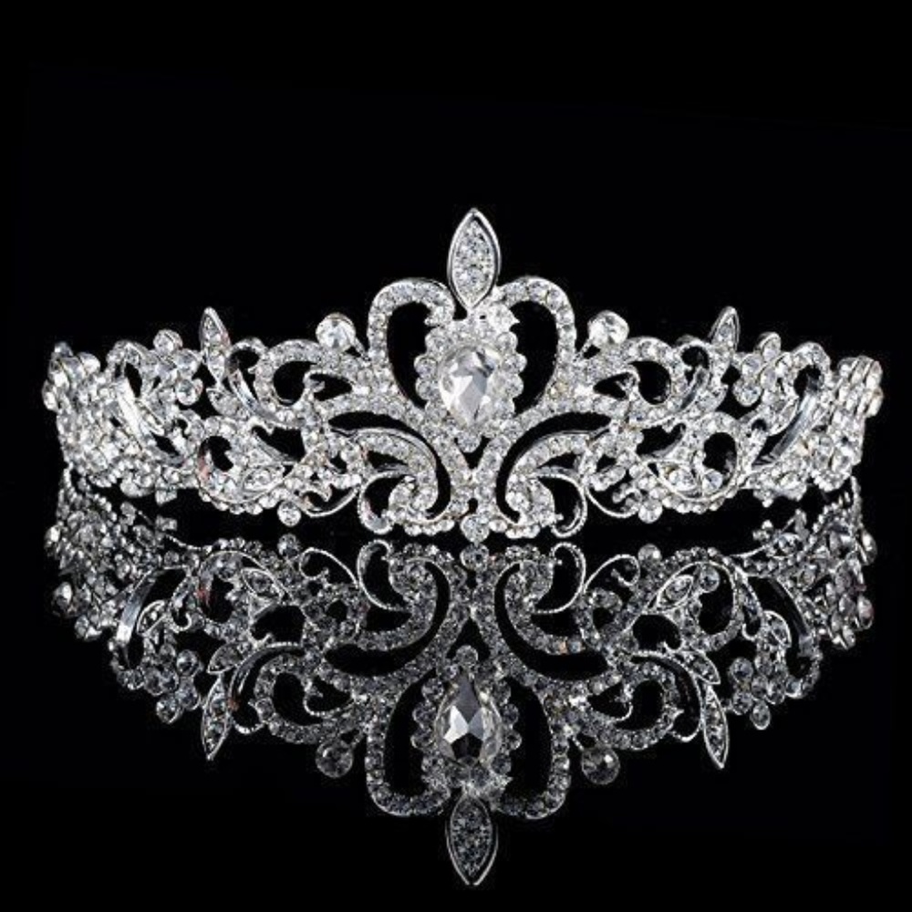 Gorgeous Tiara with crystal rhinestones